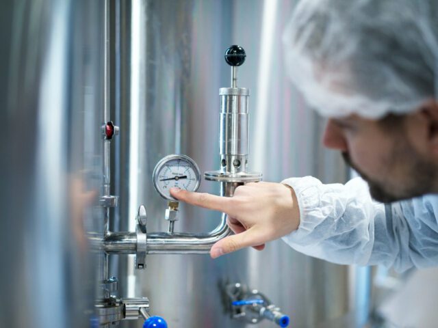 Hydrostatic Pressure Testing Lab for Industrial Equipment Safety