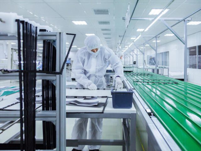 How a Pallet Racking System Testing Lab Ensures Compliance